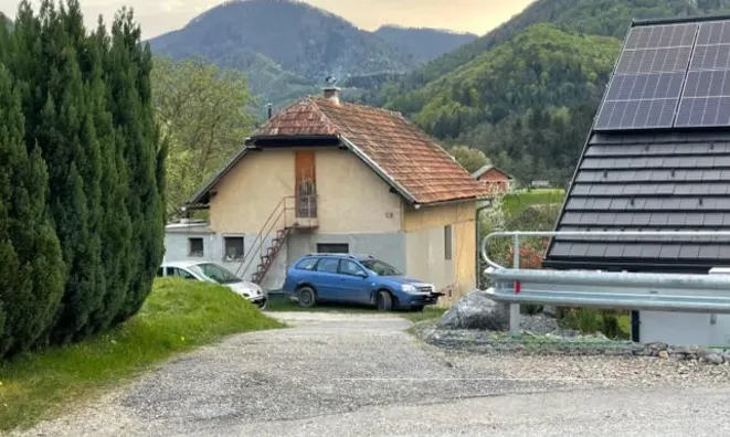 Недвижимость House in Zabukovice: 1