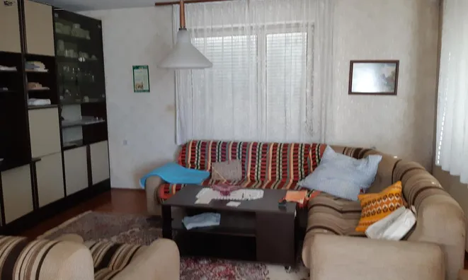 Недвижимость House, Kunšperk: 13