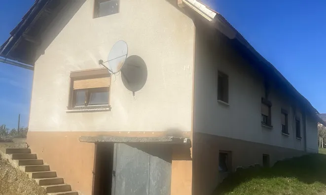 Недвижимость House in Murshchak: 1