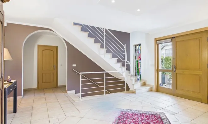 Недвижимость Villa 5 bedrooms for sale in Senningerberg: 1