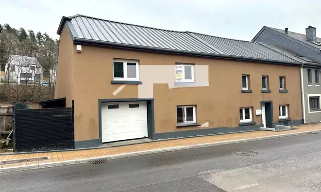 Недвижимость Semi-detached house 4 bedrooms for sale in Hobscheid: 1
