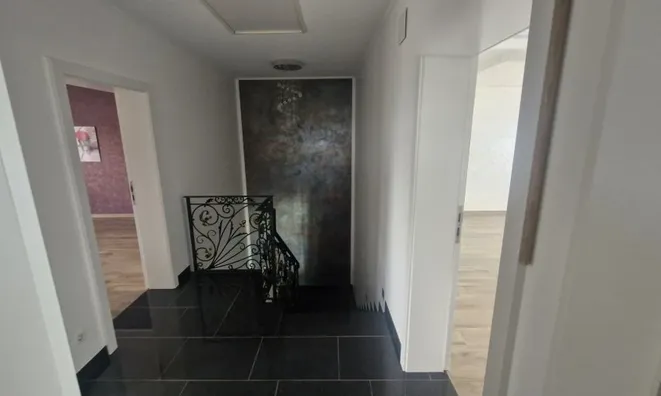 Недвижимость Semi-detached house 5 bedrooms for sale in Oberpallen: 2