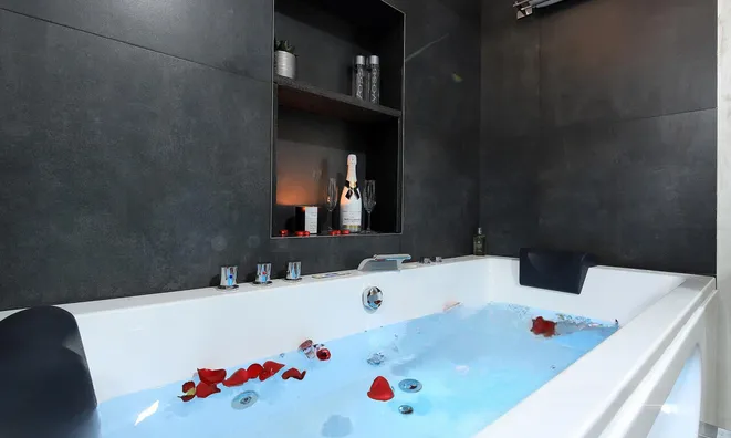 Недвижимость One-room apartment in Piran: 1