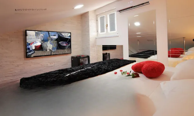 Недвижимость One-room apartment in Piran: 3