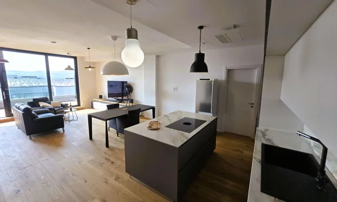 Недвижимость Three-room penthouse in Koper: 9