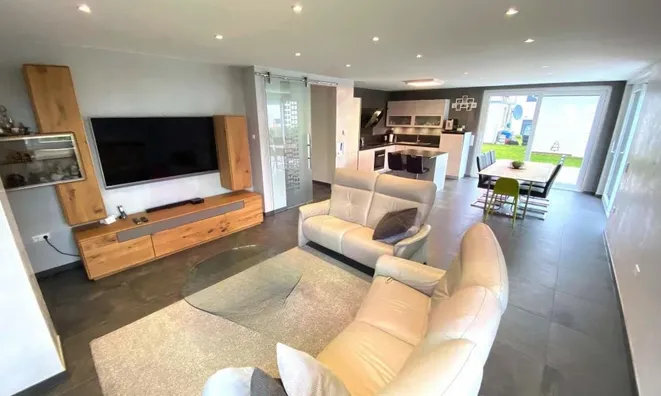 Недвижимость House 4 bedrooms for sale in Wiltz: 4