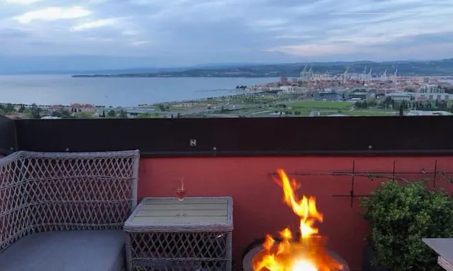 Недвижимость Four-room apartment in Koper: 2