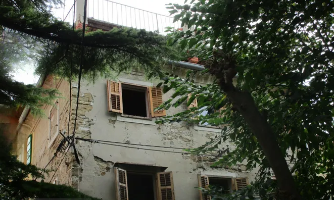 Недвижимость Four-room apartment in the center of Piran: 24