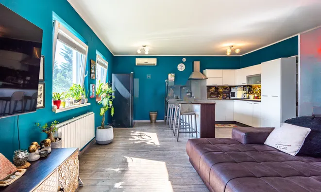 Недвижимость Apartment with a large terrace: 1