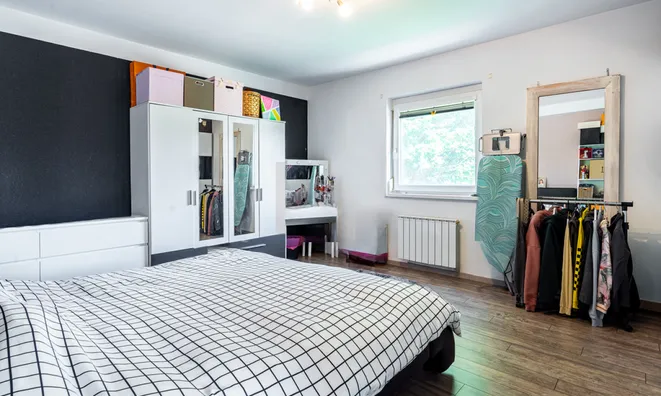 Недвижимость Apartment with a large terrace: 12