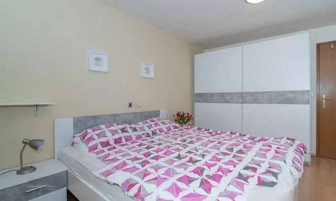 Недвижимость Three-room apartment in Piran: 16