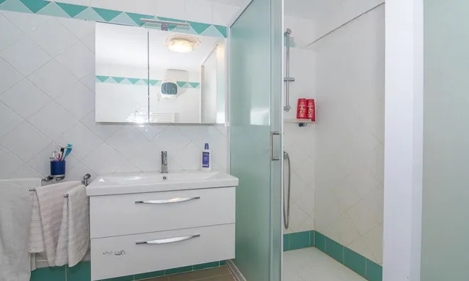 Недвижимость Three-room apartment in Piran: 18