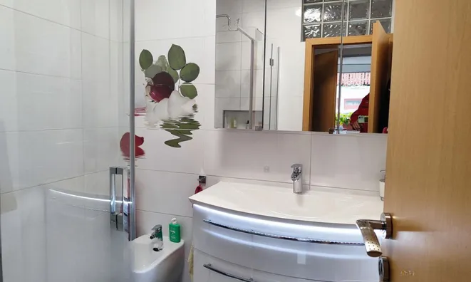 Недвижимость Three-room apartment on Poveshka Street: 8