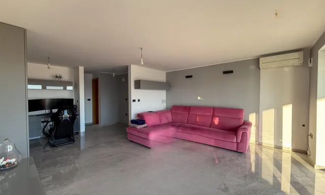Недвижимость Four-room apartment in Novo-Yagod'ye: 3