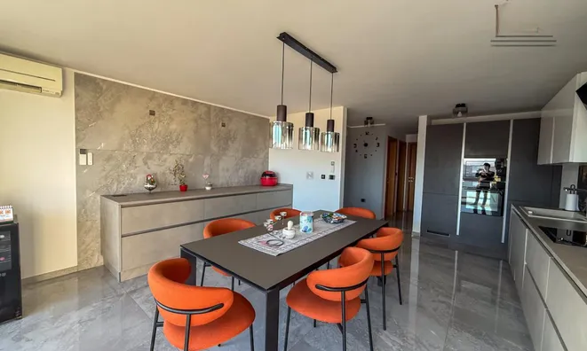 Недвижимость Four-room apartment in Novo-Yagod'ye: 4