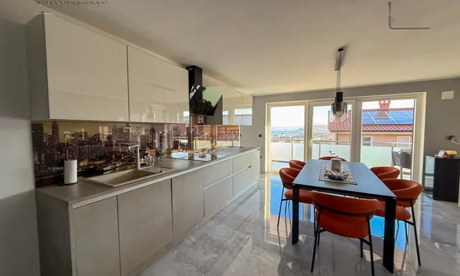 Недвижимость Four-room apartment in Novo-Yagod'ye: 6