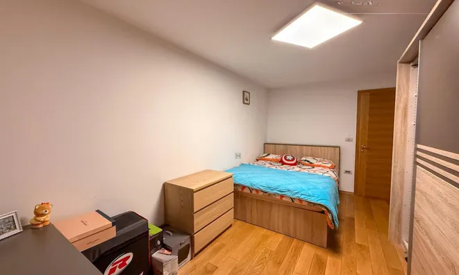 Недвижимость Four-room apartment in Novo-Yagod'ye: 8