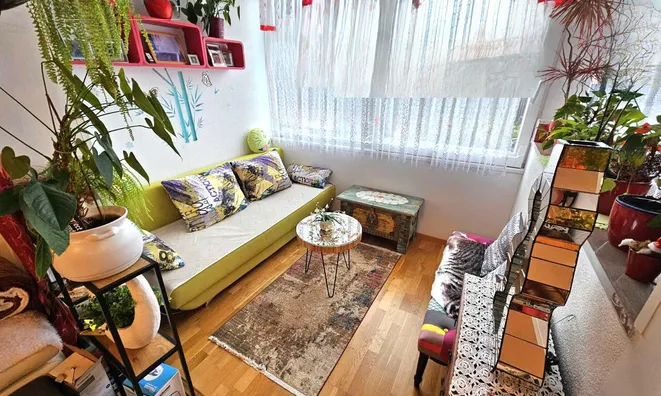 Недвижимость One-bedroom apartment with parking: 5
