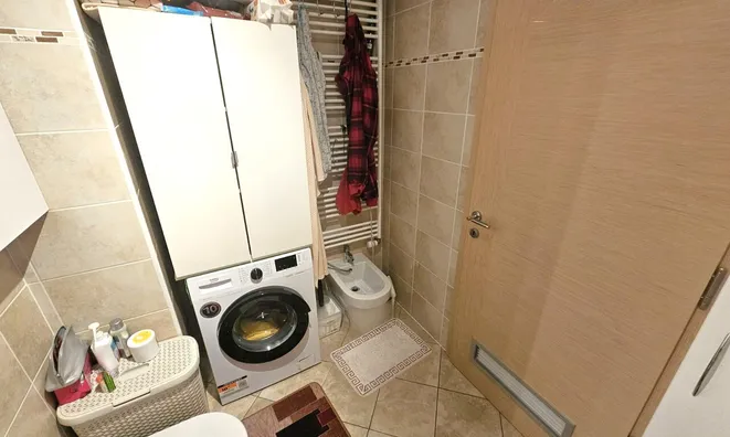 Недвижимость One-bedroom apartment with parking: 9