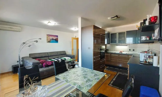 Недвижимость Three-room apartment Koper: 6