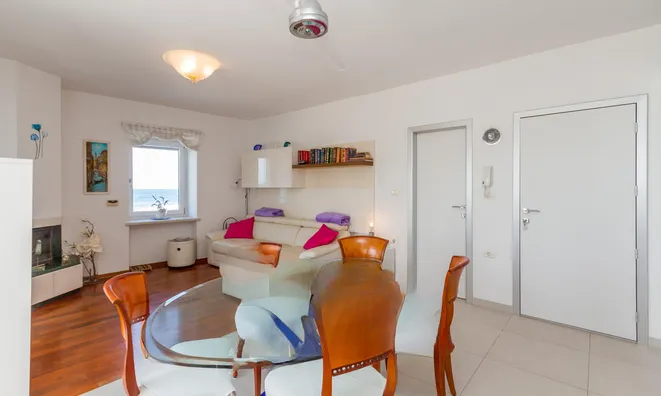 Недвижимость Two-room apartment in Piran: 8