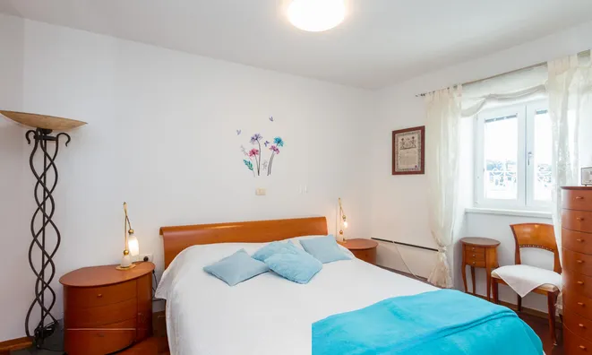 Недвижимость Two-room apartment in Piran: 11