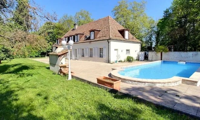 Недвижимость Single house 10 rooms: 2