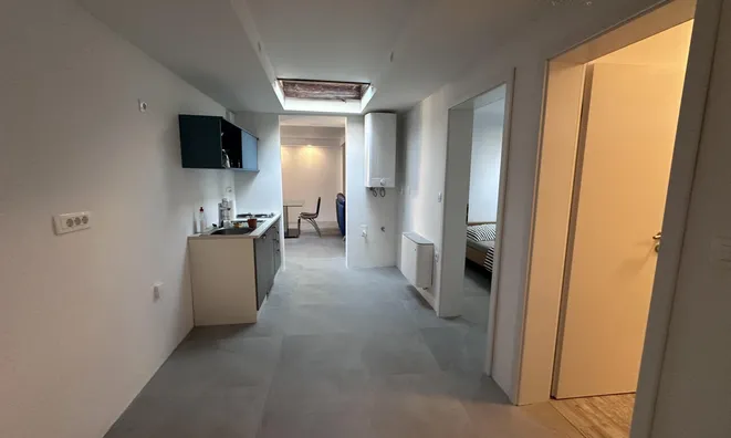 Недвижимость Three-room apartment Izola: 11