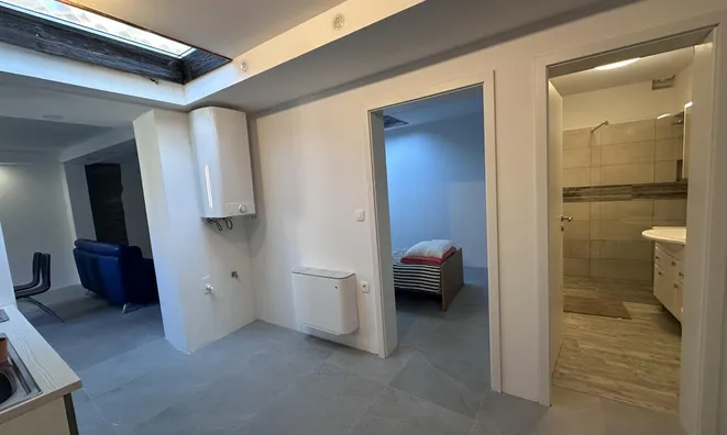 Недвижимость Three-room apartment Izola: 14
