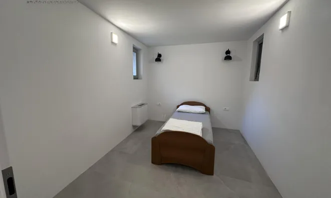 Недвижимость Three-room apartment Izola: 26