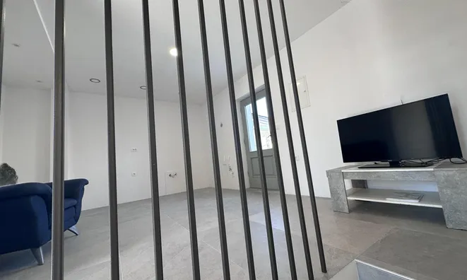 Недвижимость Three-room apartment Izola: 29