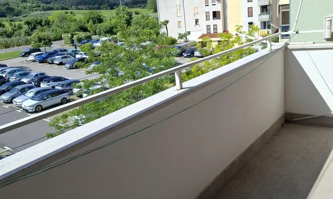 Недвижимость Three-room apartment Livade: 3