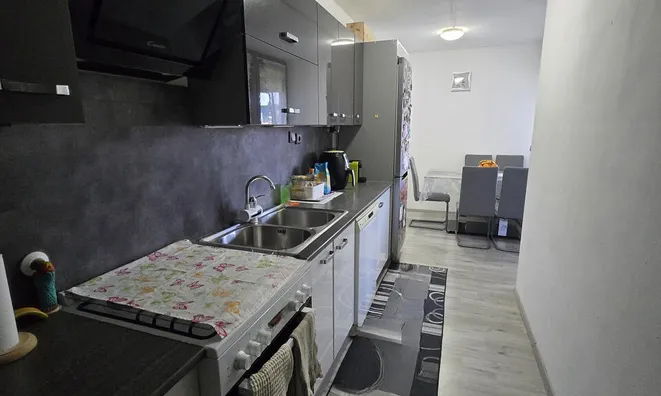Недвижимость 4-room apartment in Izola: 1