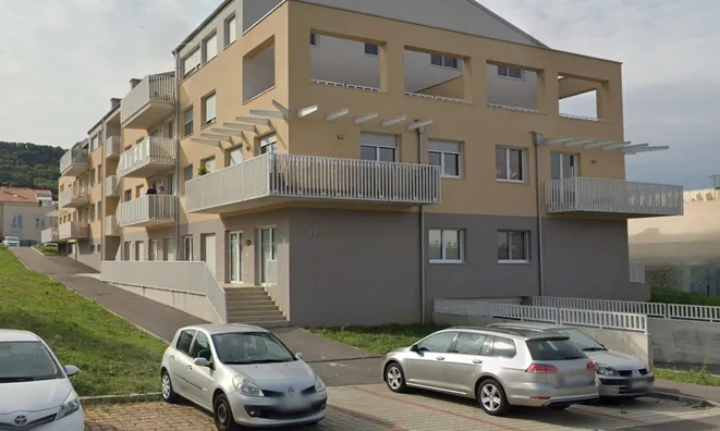 Недвижимость Three-room apartment in Izola: 1