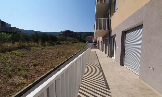 Недвижимость Three-room apartment in Izola: 2