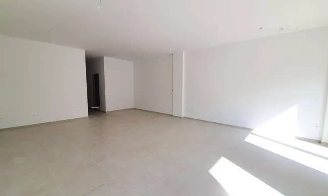 Недвижимость Three-room apartment in Izola: 5
