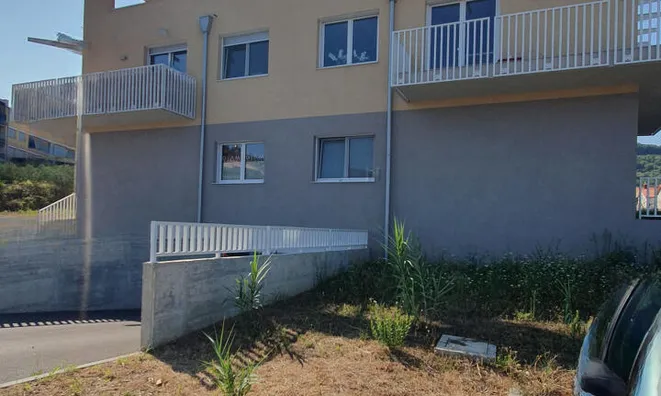 Недвижимость Three-room apartment in Izola: 20