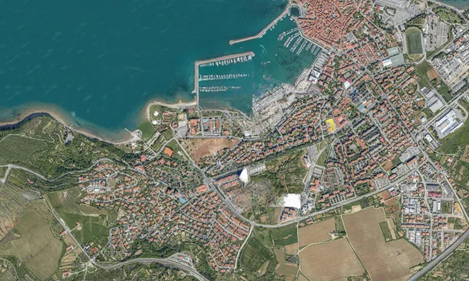 Недвижимость Three-room apartment in Izola.: 12