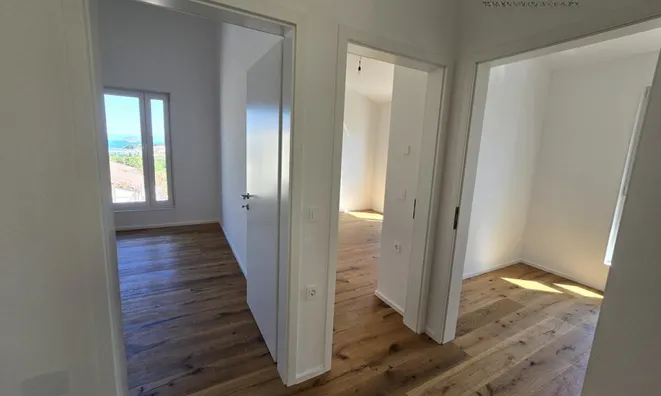 Недвижимость Four-room apartment Isola Residence Momento: 2