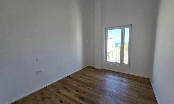 Недвижимость Four-room apartment Isola Residence Momento: 4