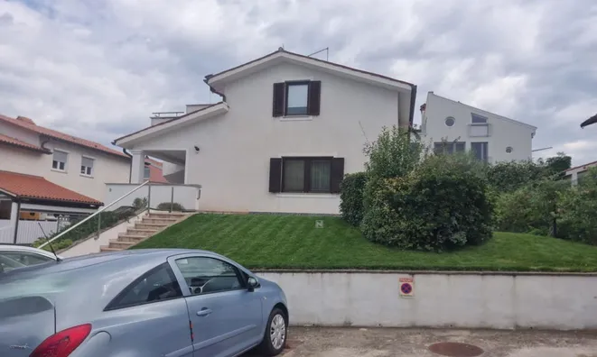 Недвижимость 2-room apartment in Izola: 2
