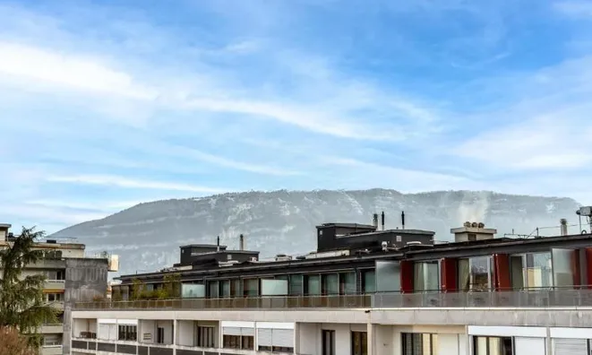 Недвижимость Attic flat 5 rooms: 4