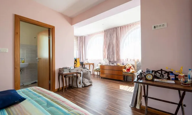 Недвижимость House, Corte.: 18