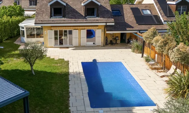 Недвижимость Single house 6 rooms: 1