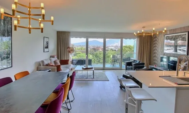 Недвижимость Apartment 4 rooms: 1