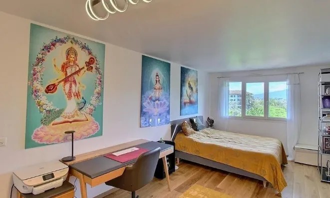 Недвижимость Apartment 4 rooms: 6