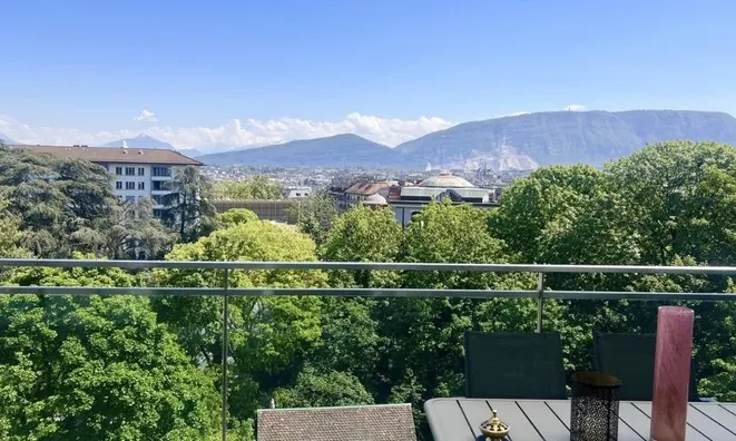 Недвижимость Apartment 4 rooms: 9