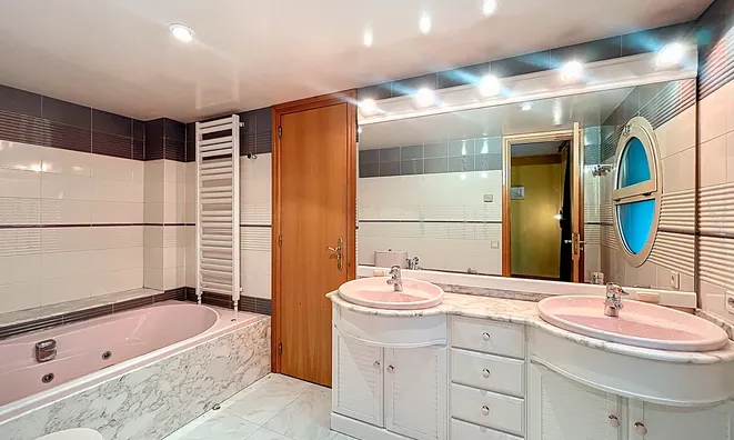 Недвижимость Chalet for sale in Escaldes Engordany with 9 bedrooms: 42