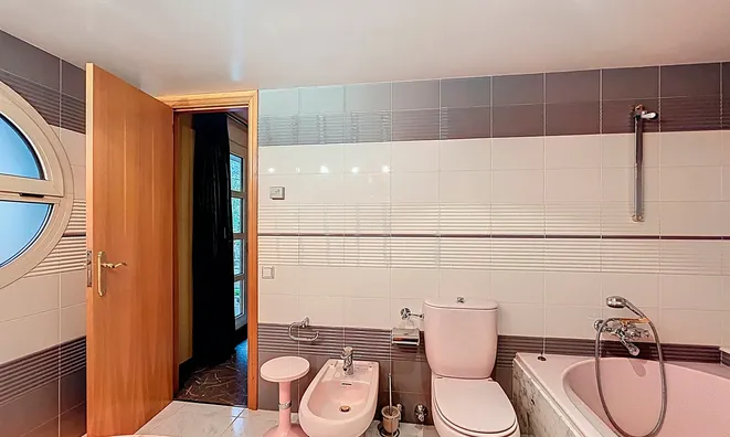 Недвижимость Chalet for sale in Escaldes Engordany with 9 bedrooms: 48