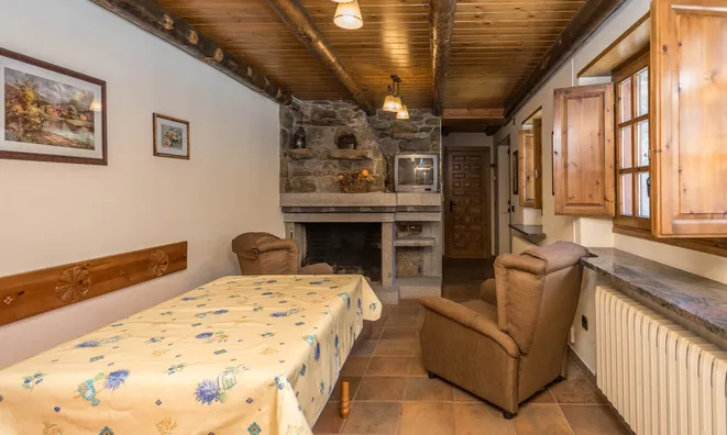 Недвижимость Chalet for sale in Incles with 3 bedrooms: 14